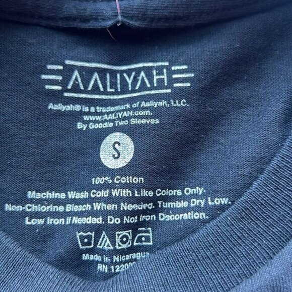 Aaliyah Womens Graphic Tee One In A Million Print Size S Black Cotton - Picture 3 of 7